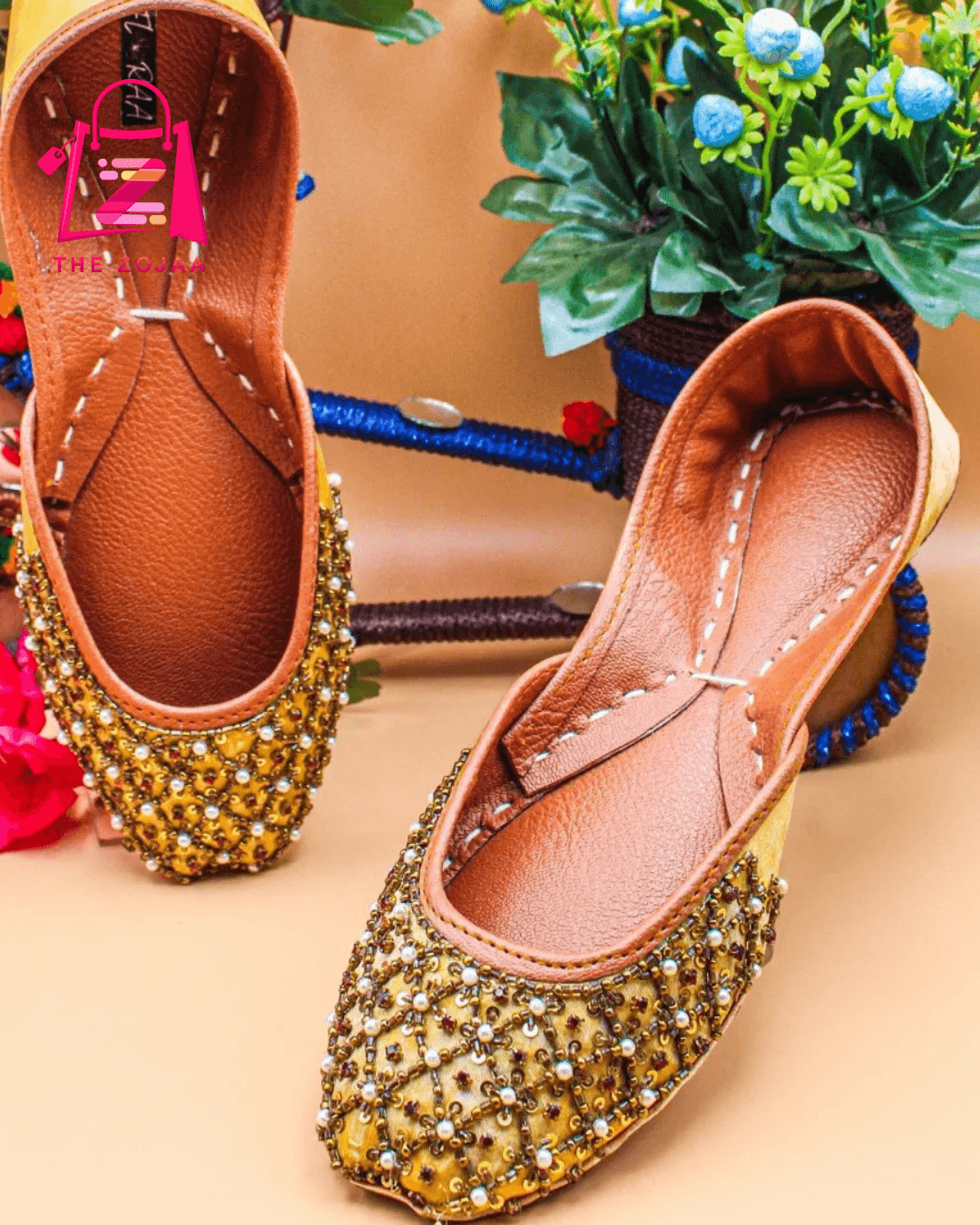 Golden Royale Pearl Khussa