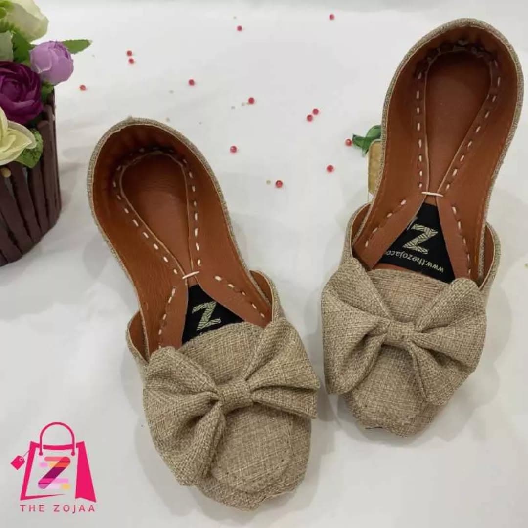 Sandy Taupe jute fabric Bow Khussa