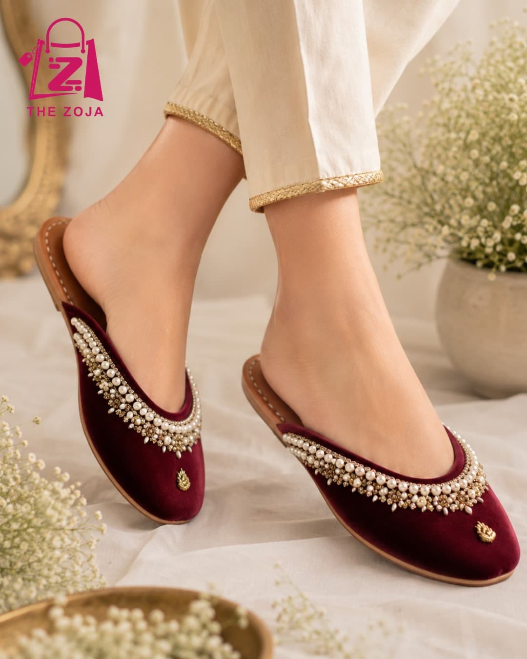Maroon Velvet Pearl Backless Jutti